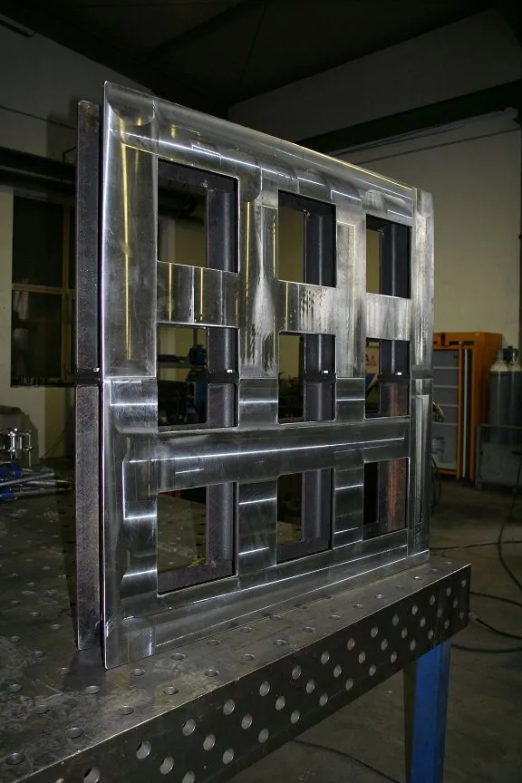 Geschweißte Metallbaugruppe